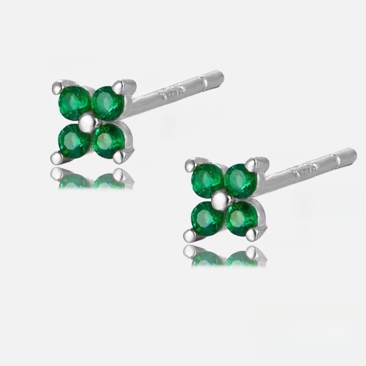 Dainty Flower Stud Earrings